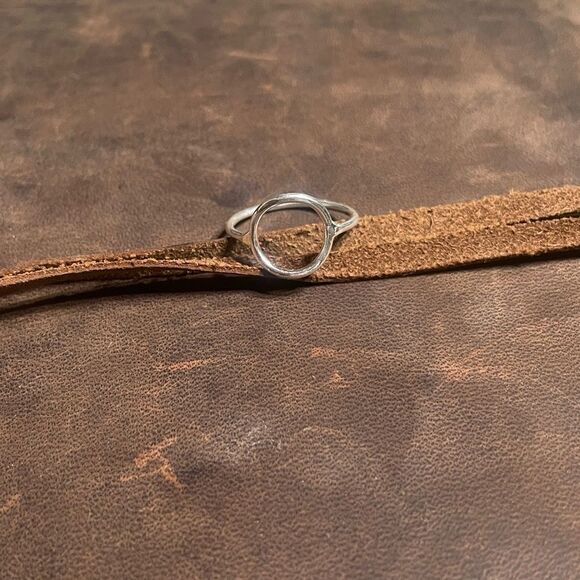 Tiny Delicate  Circle Ring Sterling Silver 925 Size 8 Minimalist Jewelery - Picture 4 of 14